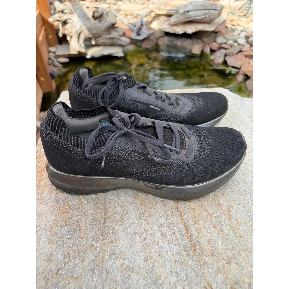 Brooks Levitate 2 Mens Running Shoes Black Grey 1102901D038 DNA AMP Sneaker